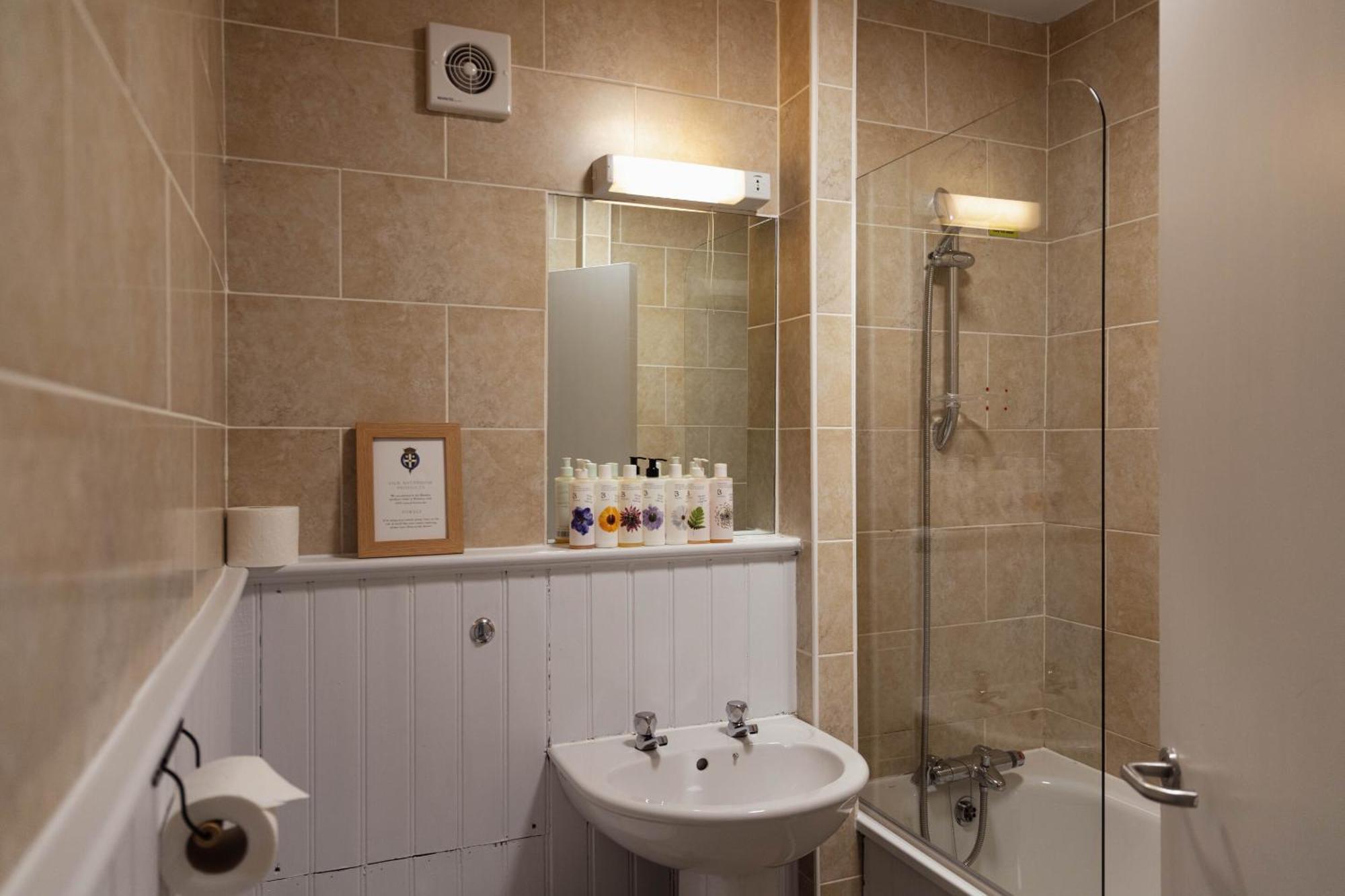The Devonshire Arms Hotel Baslow Bilik gambar